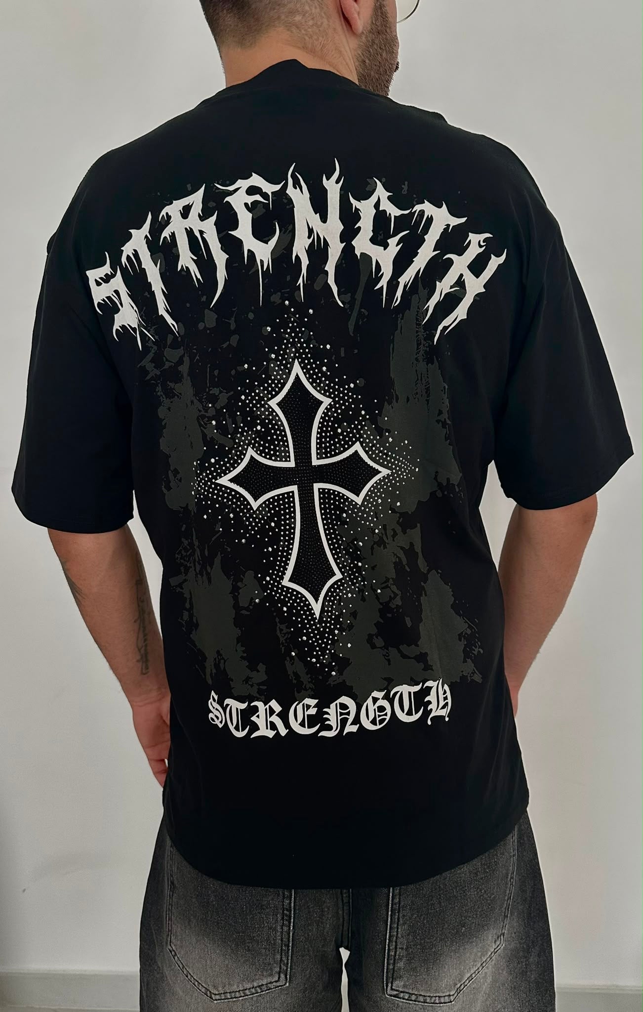 T-Shirt Strength Cross