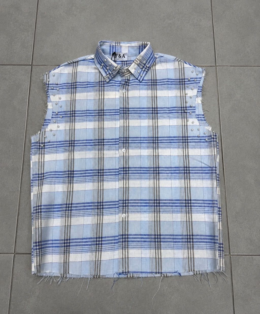 Camicia smanicata a quadri con perline